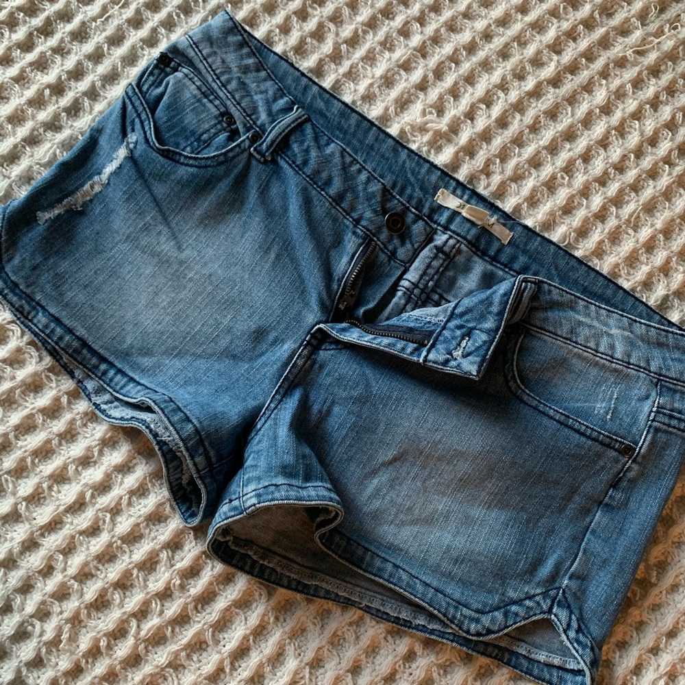Forever 21 denim short s